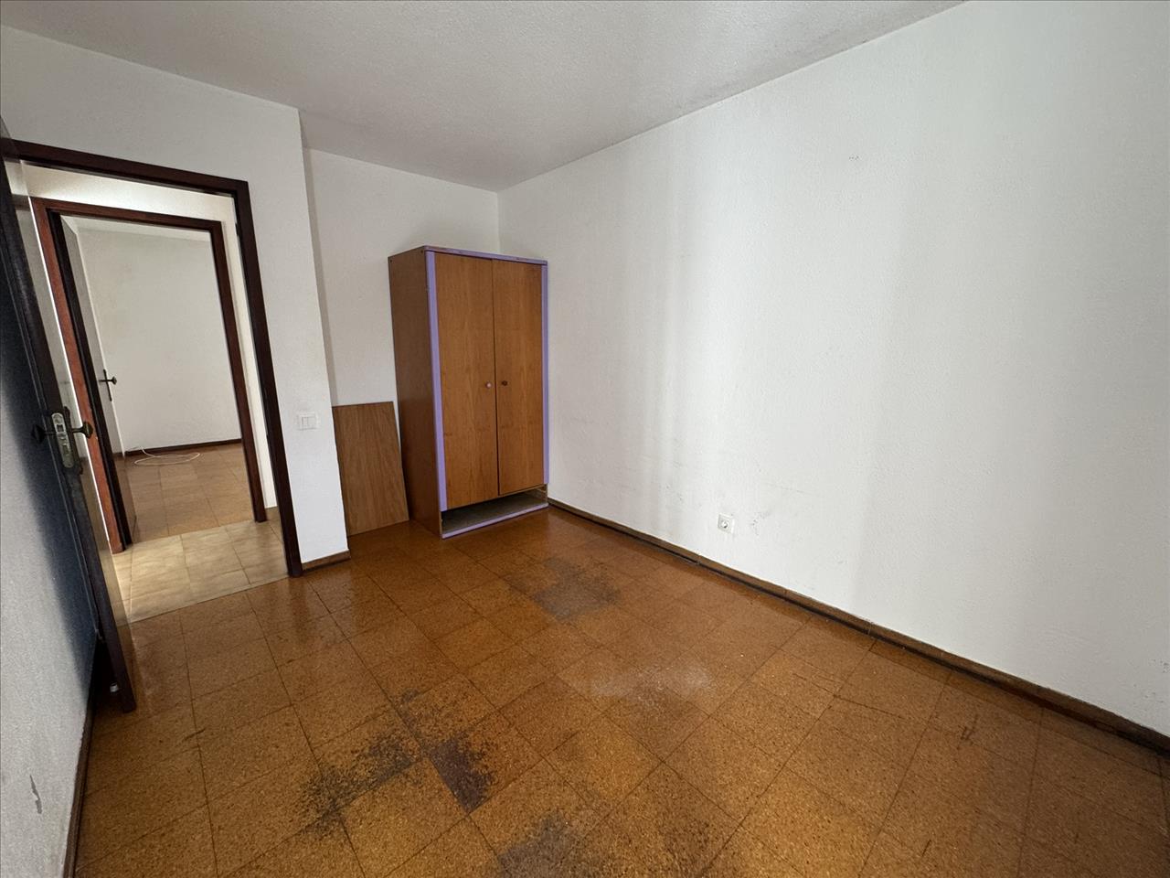 undefined - Image 8