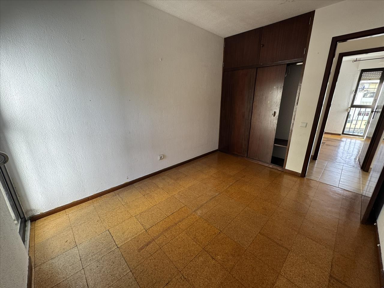 undefined - Image 6