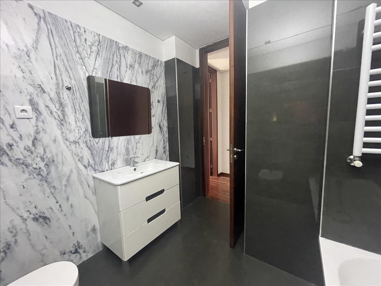 Apartamento T2 - Bonfim - Porto - Image 22