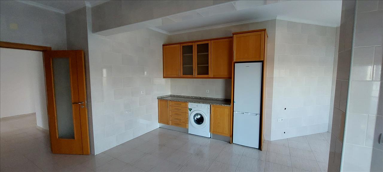 undefined - Image 5