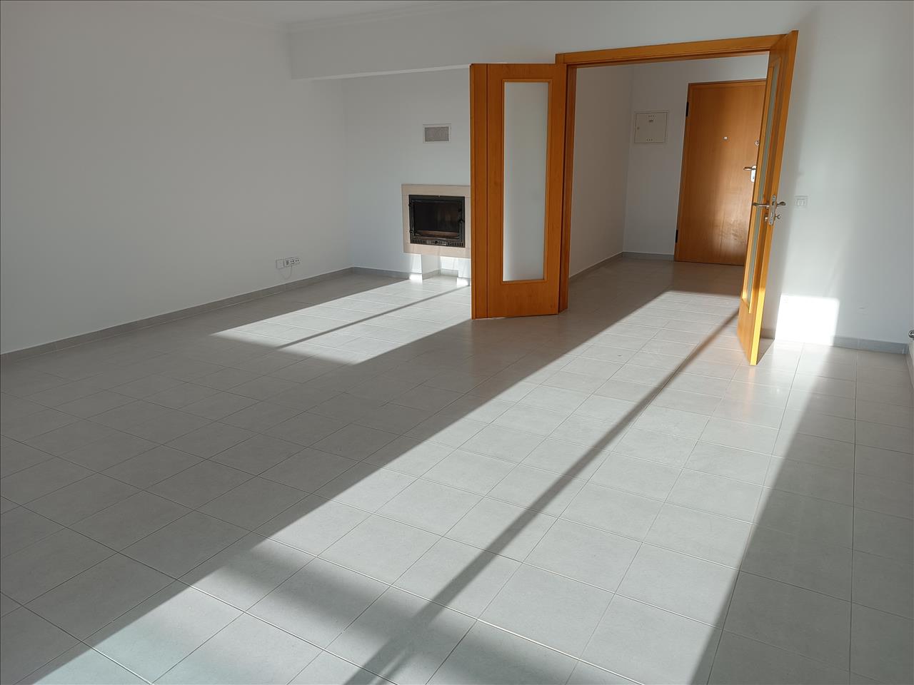 undefined - Image 2