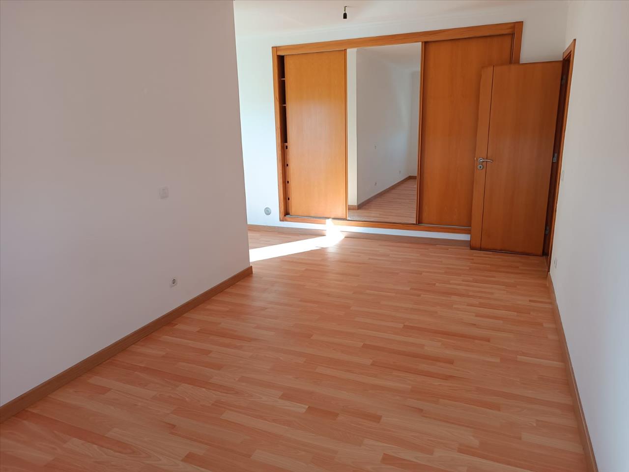 undefined - Image 7