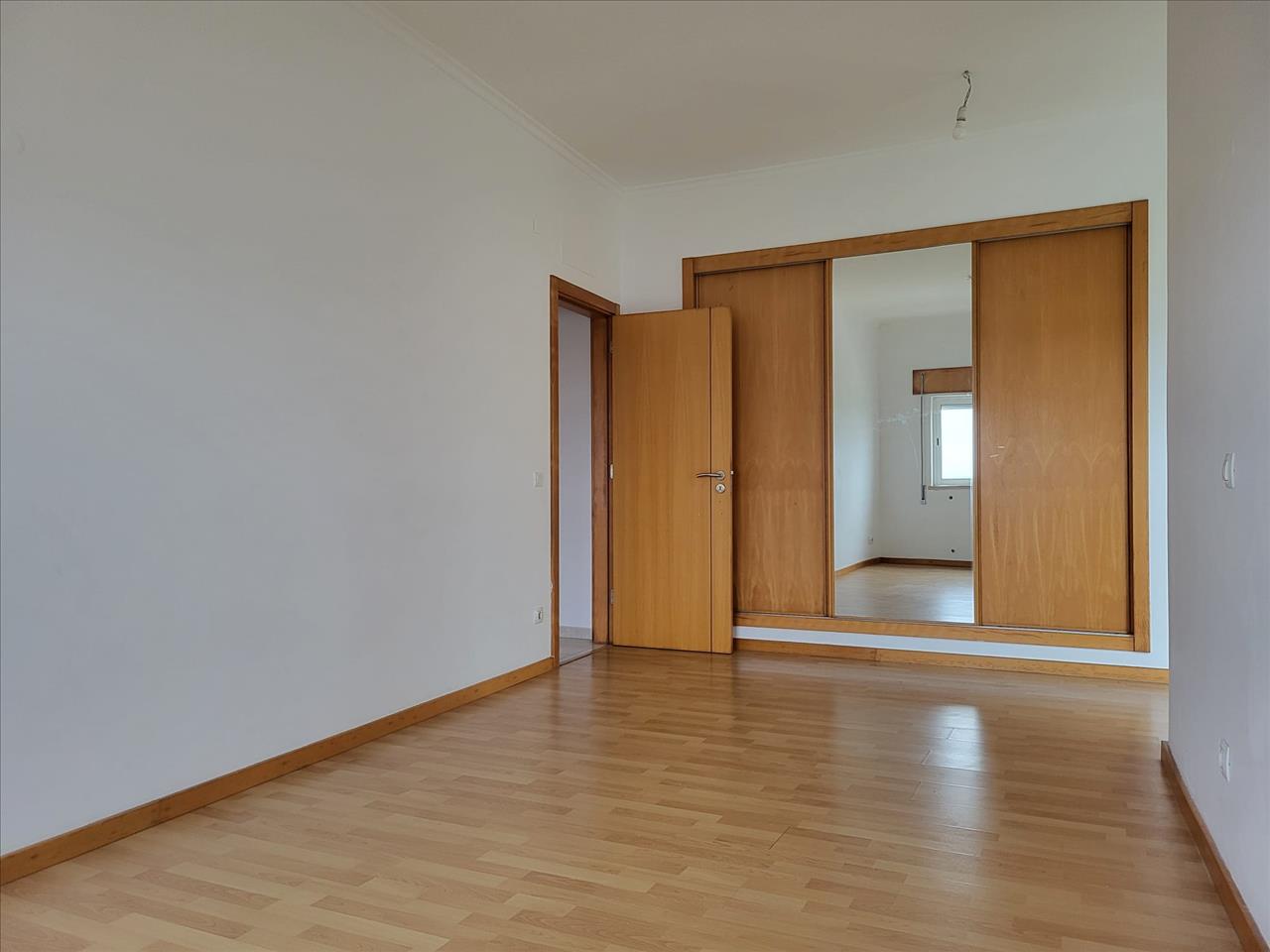undefined - Image 9