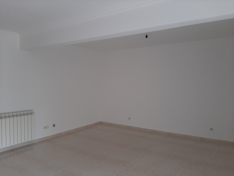 undefined - Image 3