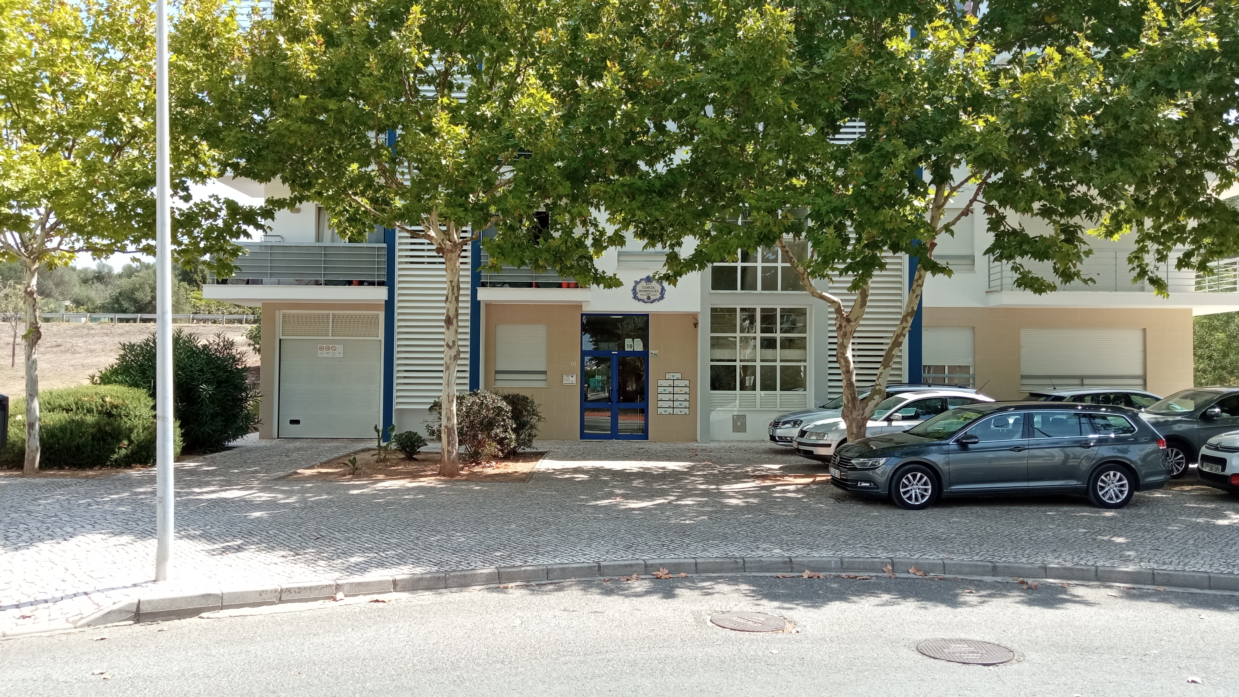 Apartamento T2 com Duas Casas de Banho e Garagem na Quinta de Betunes – Loulé - Image 19