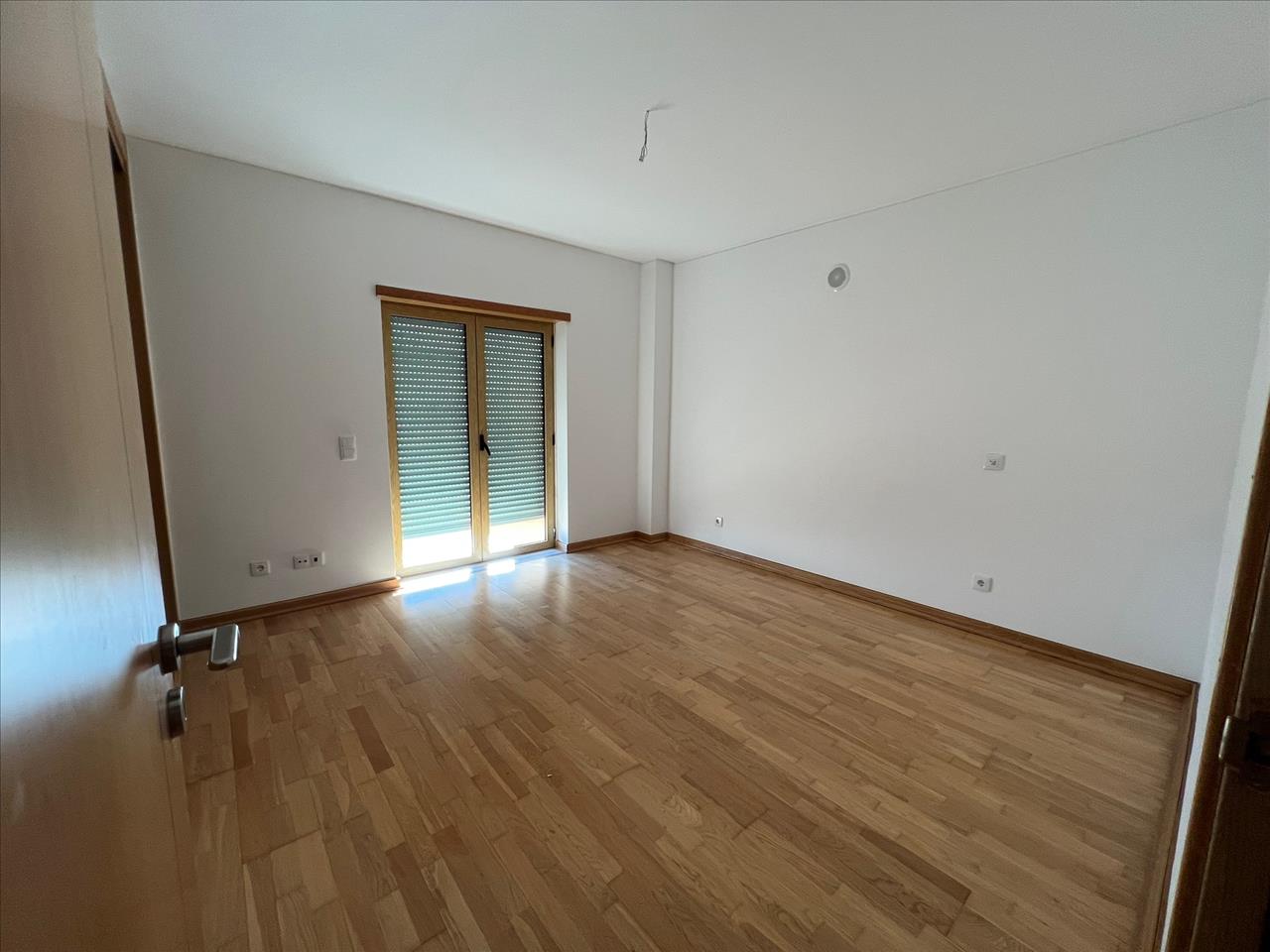 undefined - Image 8