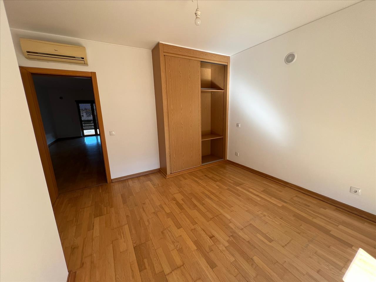 undefined - Image 9