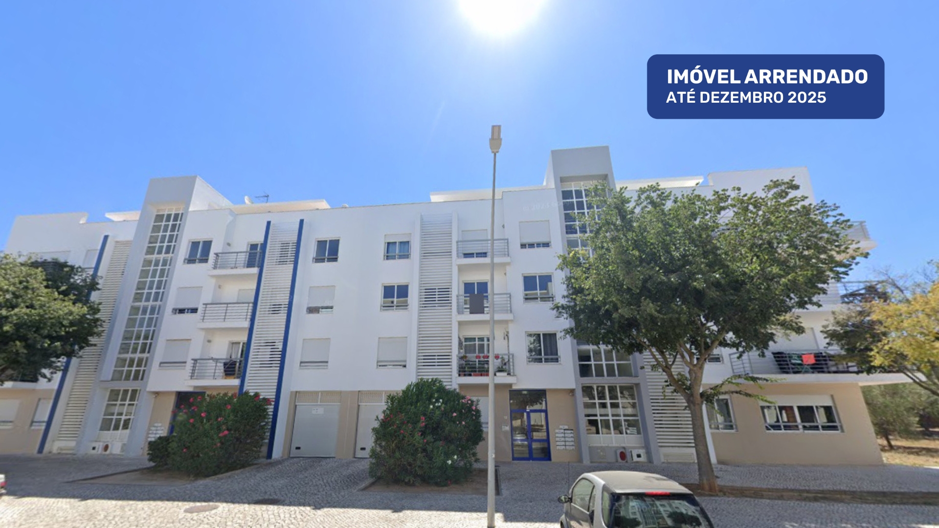 APARTAMENTO T2 COM 2 WC E VARANDA EM LOULÉ. - Image 1