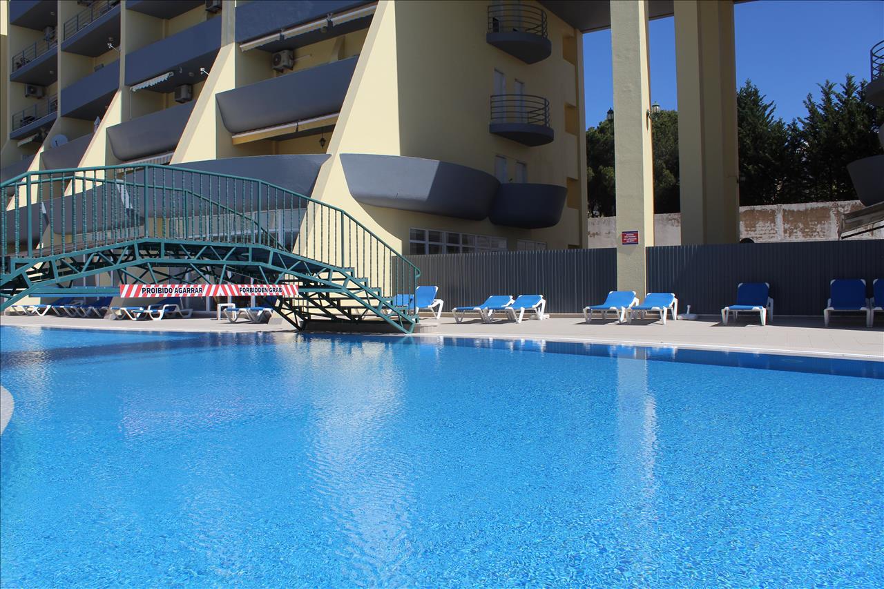 IMOVEL OCUPADO - Apartamento T2 em Lagos com Garagem e Varanda - 305.000€ - Image 4