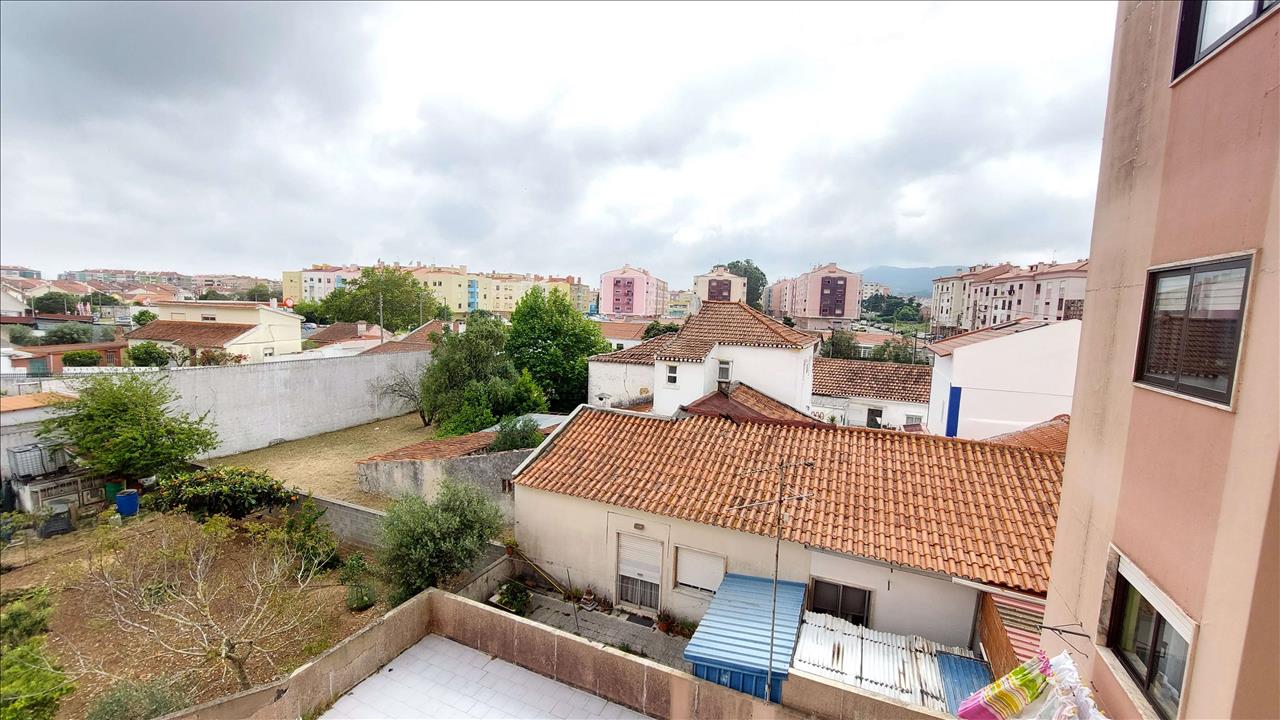 Apartamento T2 - Algueirão Mem-Martins - Image 15