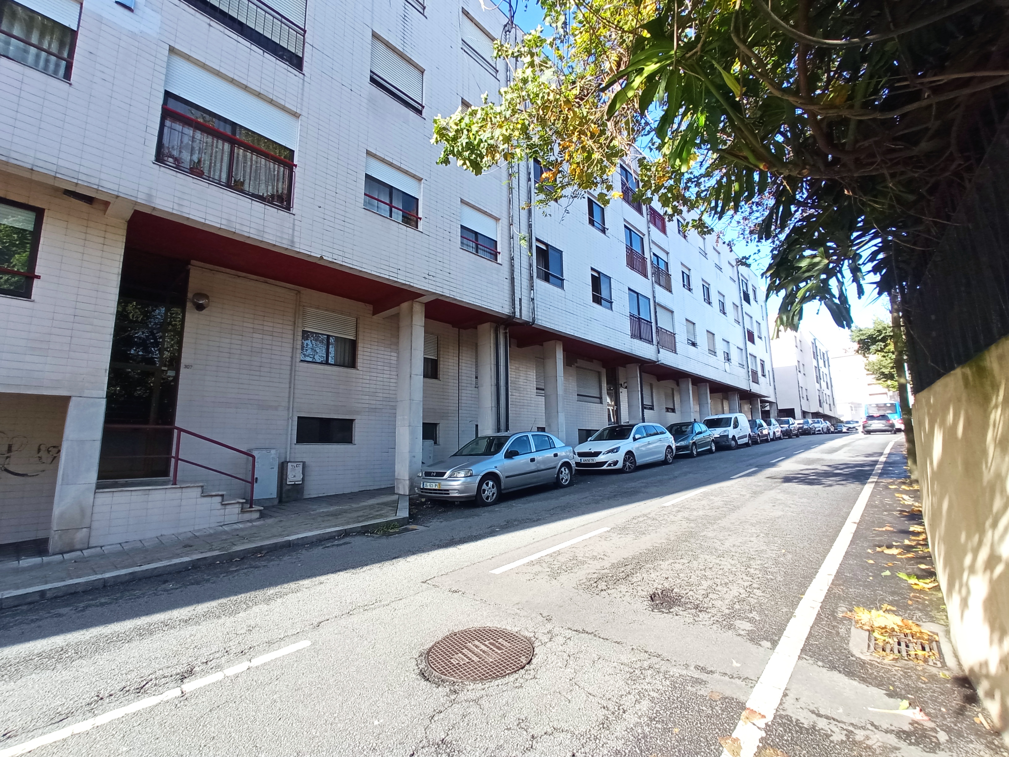 Apartamento T2 em Rio Tinto - lugar do Forno Gondomar - Image 1