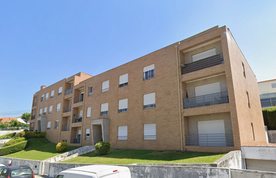 Moderno T2 com Varanda em Gondomar, Porto - 301.000€ - Image 1