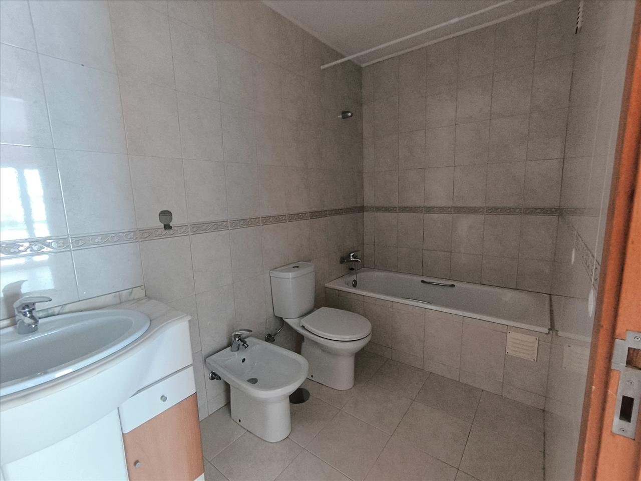 Moderno T2 com Varanda em Gondomar, Porto - 301.000€ - Image 14