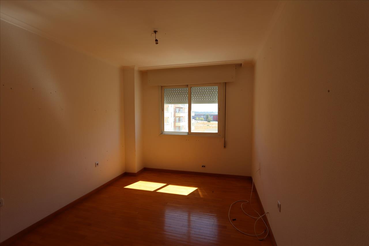 Apartamento T3 com 132m2 e lugar de garagem em Alhos Vedros - Image 6