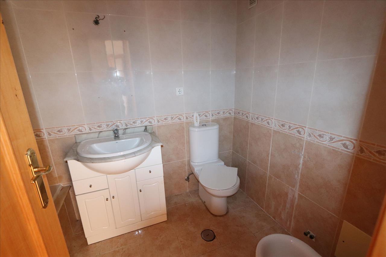 Apartamento T3 com 132m2 e lugar de garagem em Alhos Vedros - Image 15