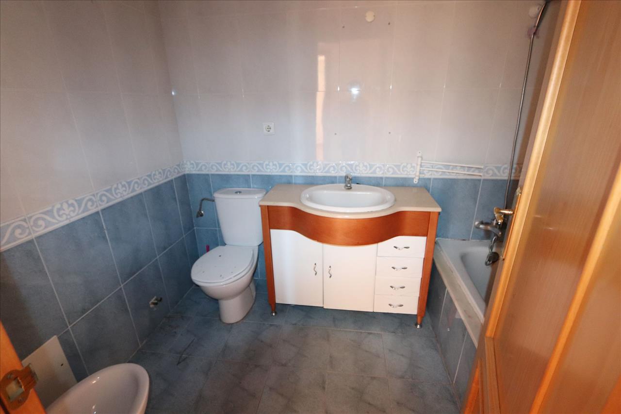Apartamento T3 com 132m2 e lugar de garagem em Alhos Vedros - Image 14