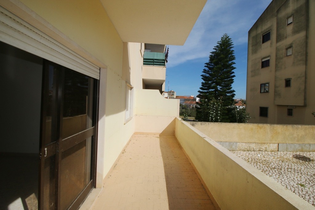 undefined - Image 8