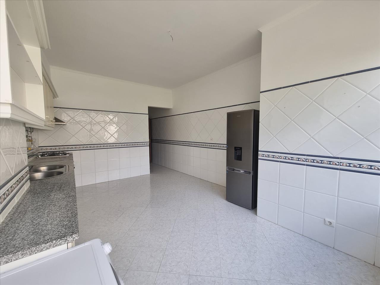 undefined - Image 6