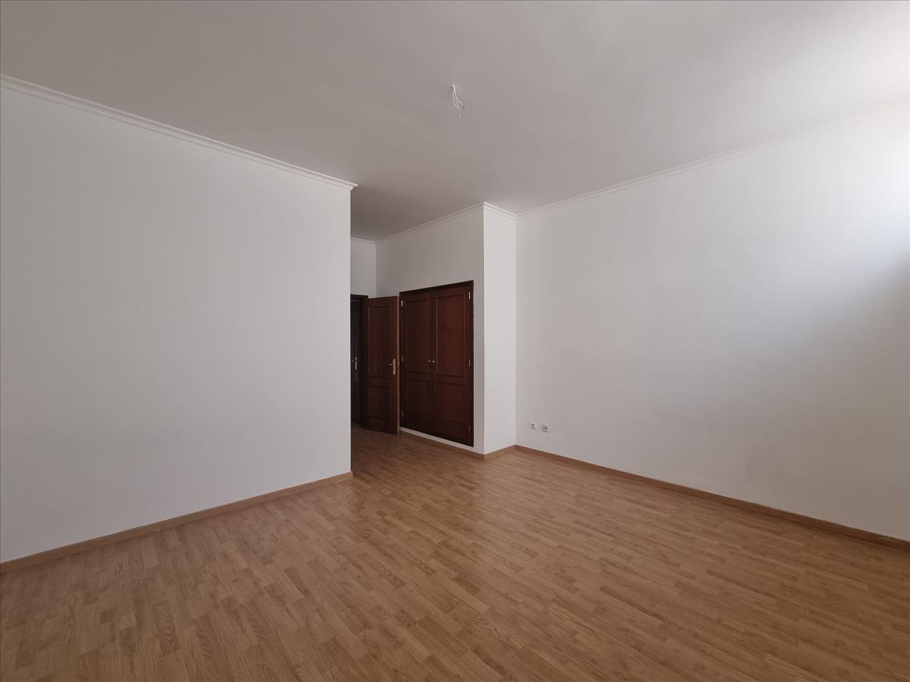 undefined - Image 9