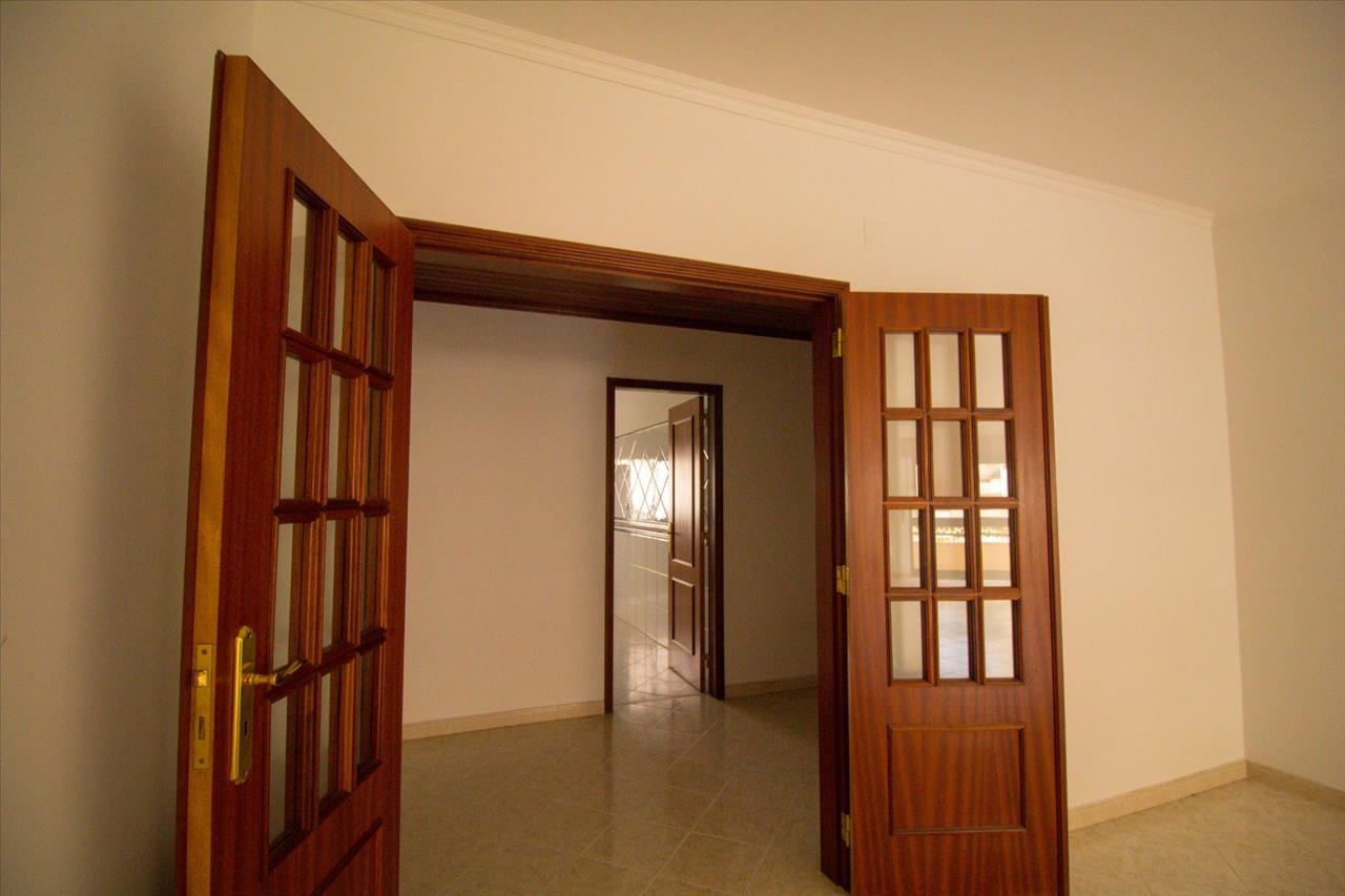 undefined - Image 6