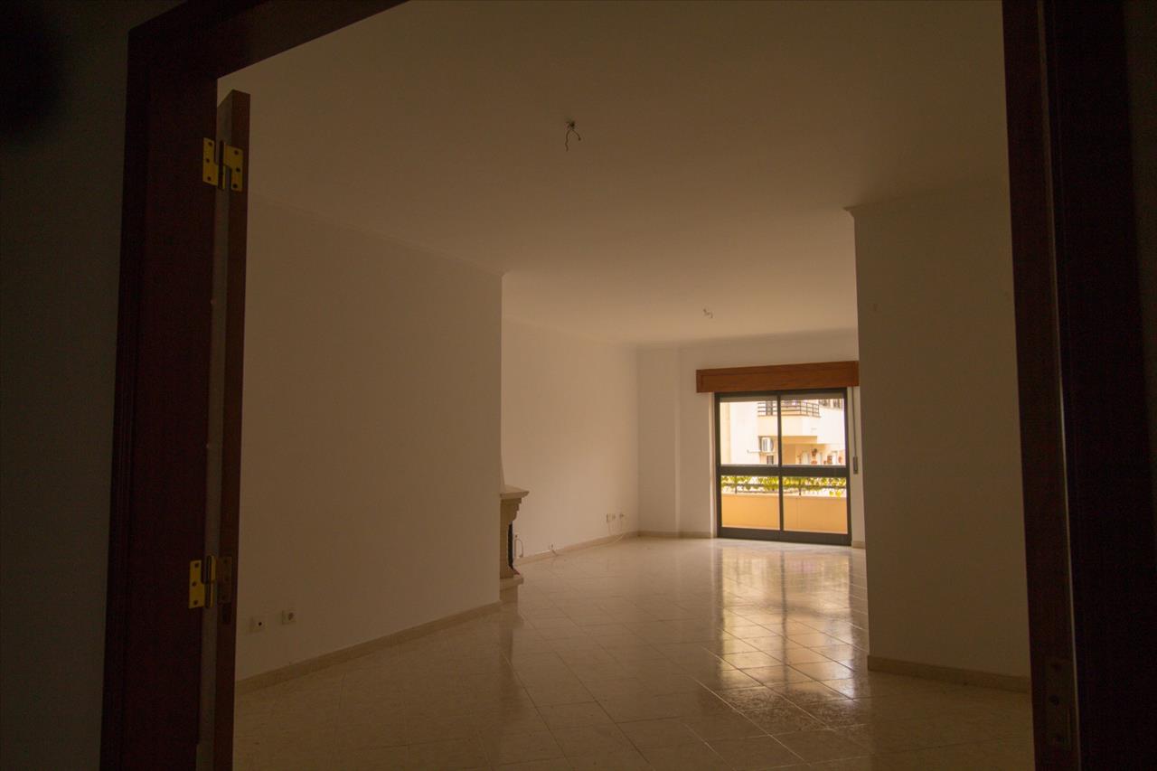 undefined - Image 4