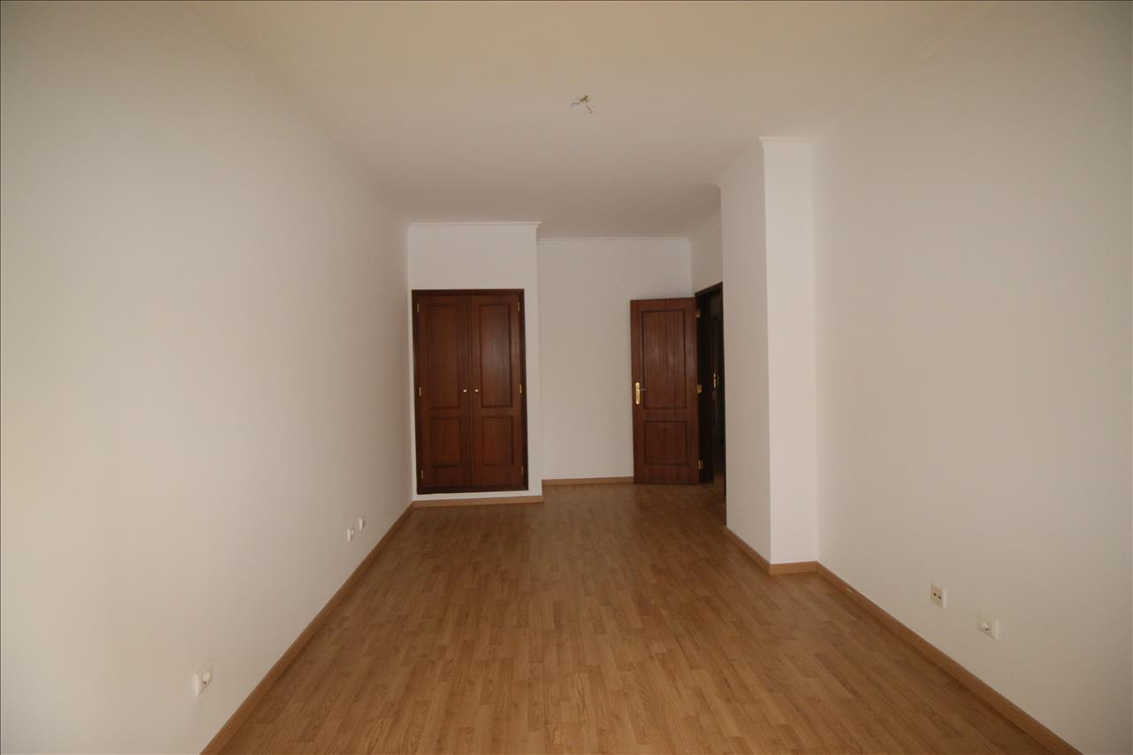 undefined - Image 6
