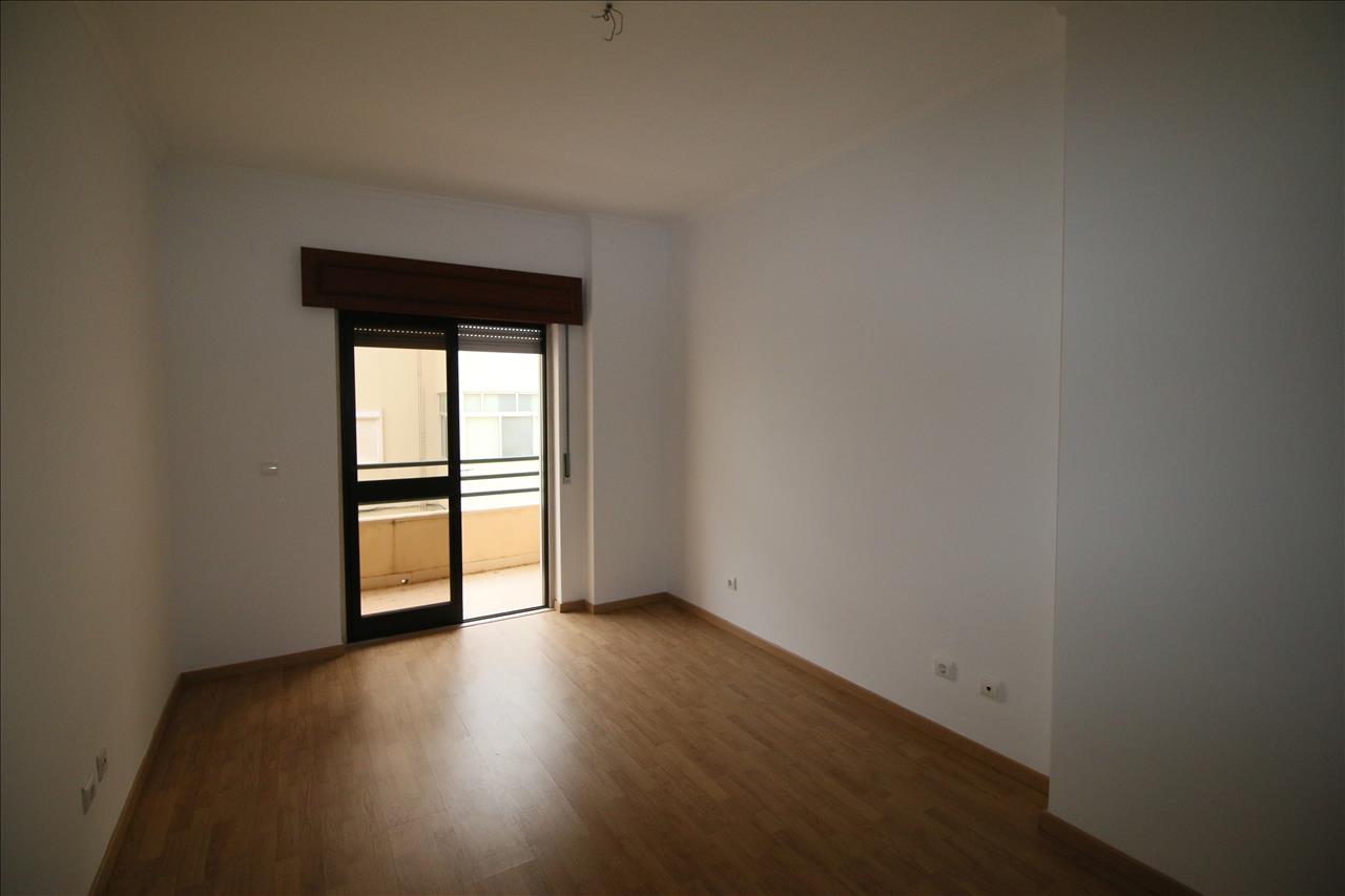 undefined - Image 5