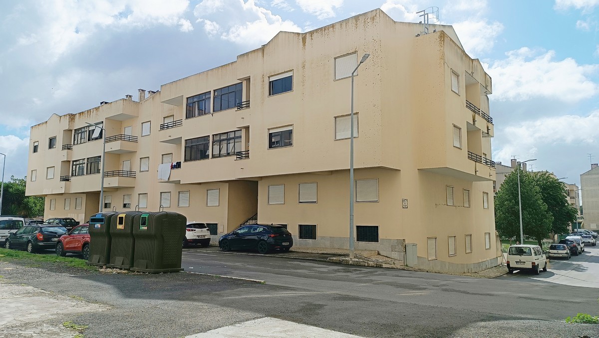 undefined - Image 1