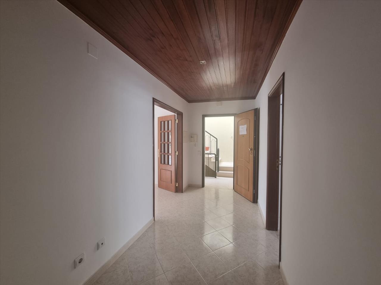 undefined - Image 3