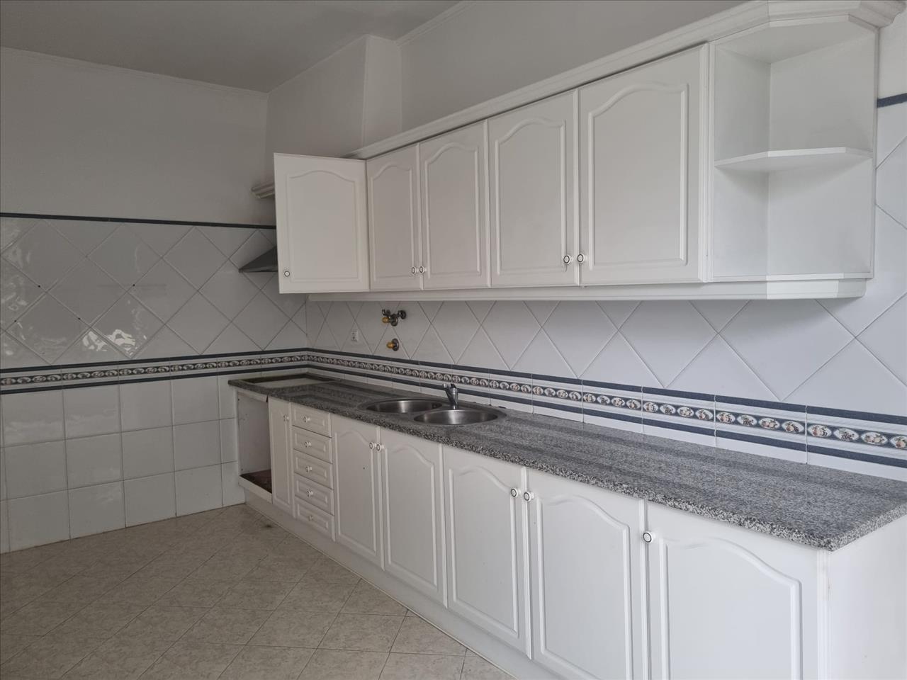 undefined - Image 4