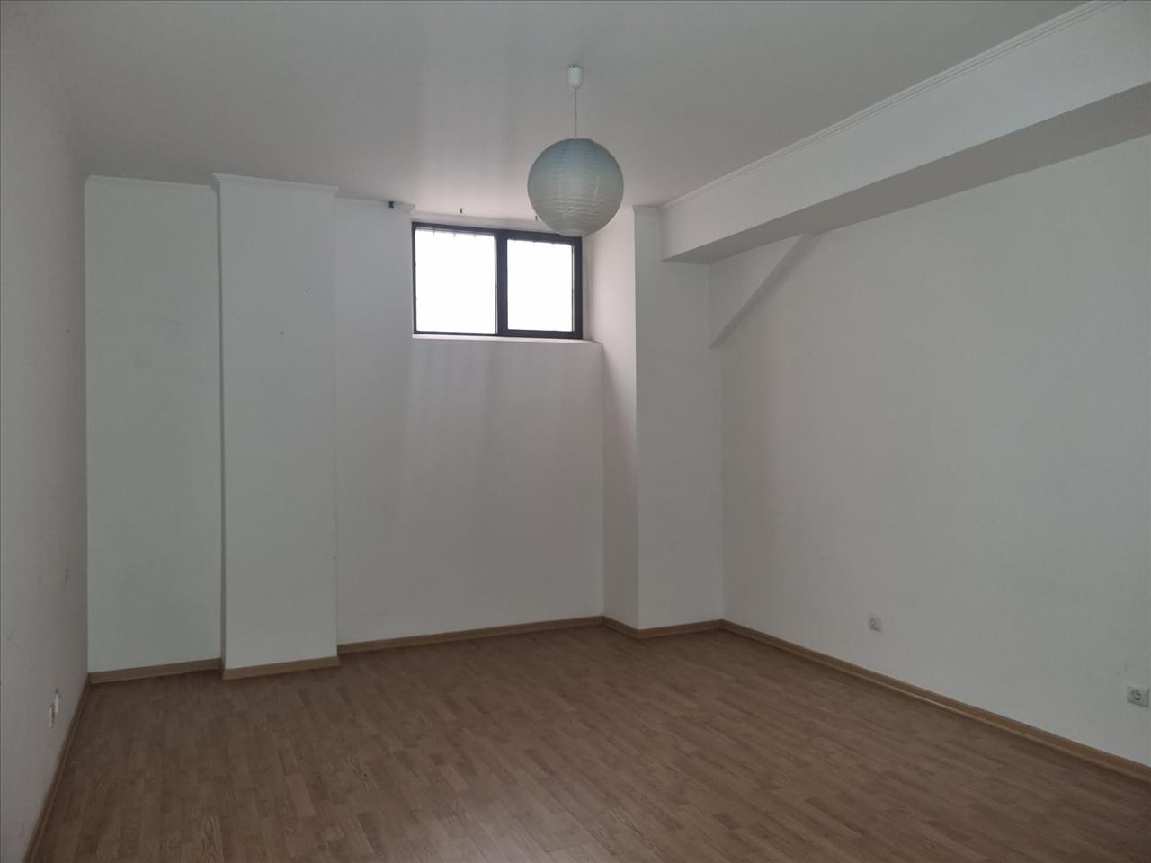 undefined - Image 8