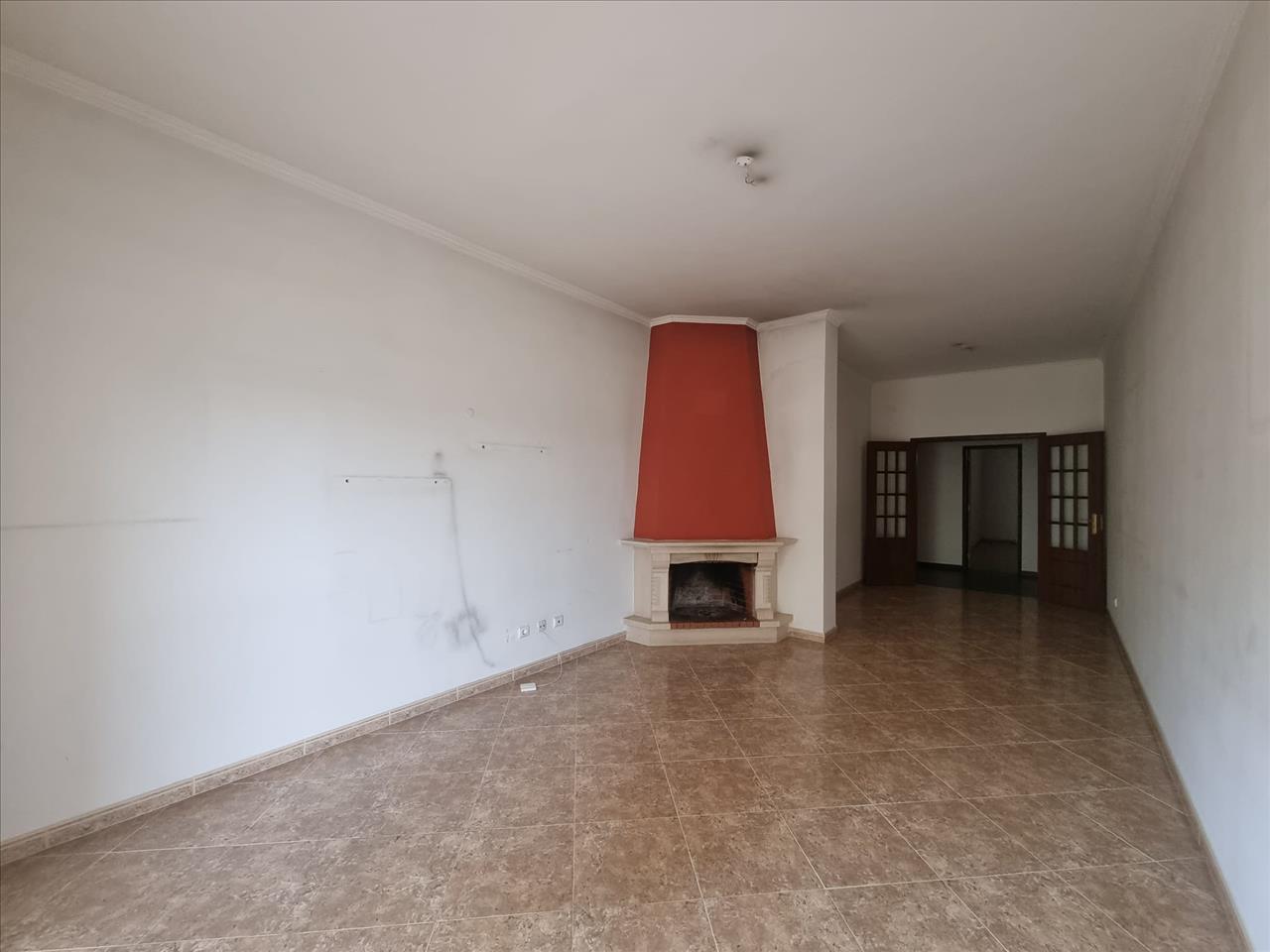 undefined - Image 2