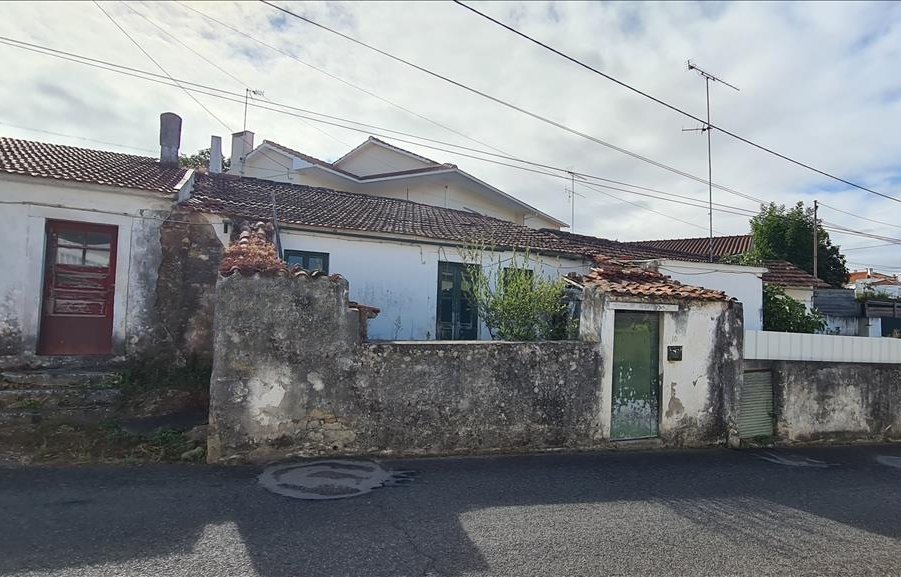 Moradia T2 em Aljubarrota - Image 1
