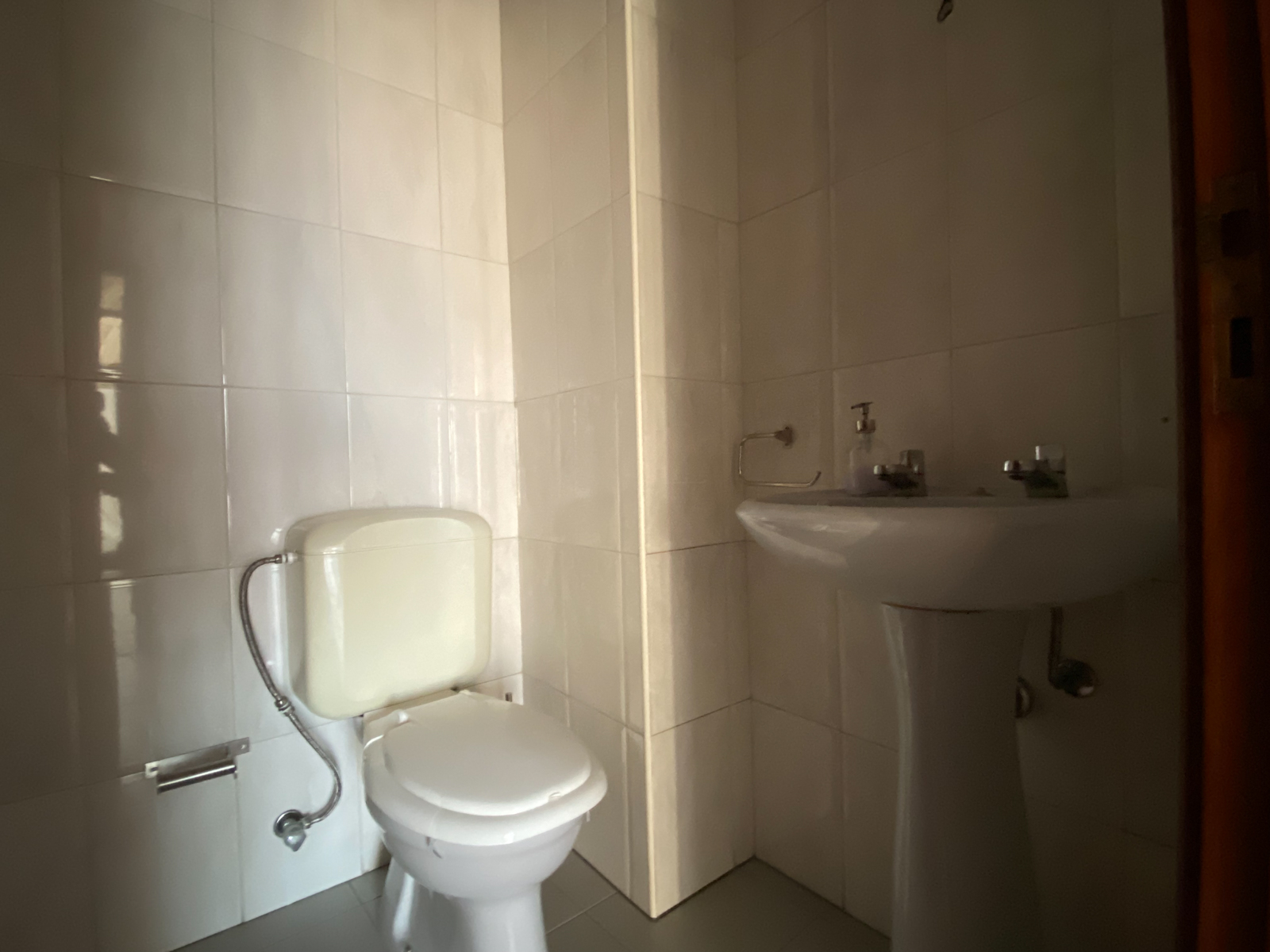 Apartamento T2 situado em Vilar do Paraíso - Image 15