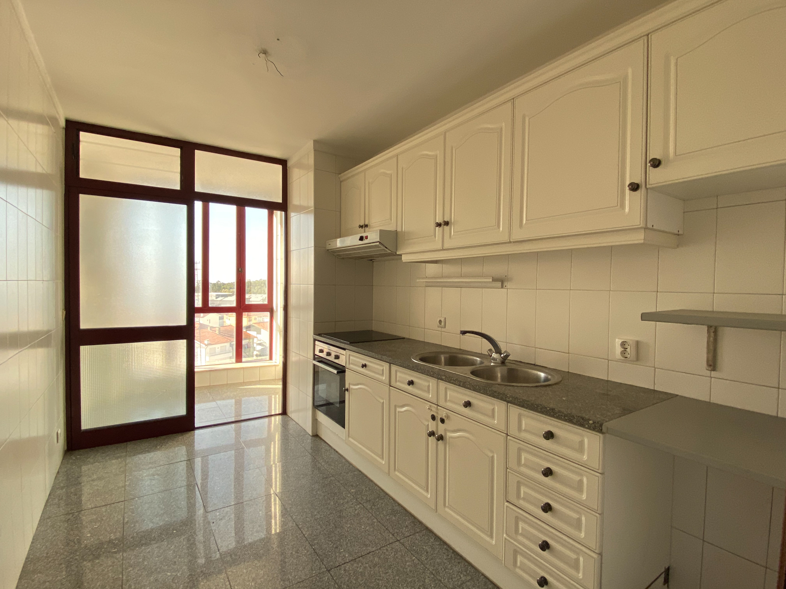 Apartamento T2 situado em Vilar do Paraíso - Image 12
