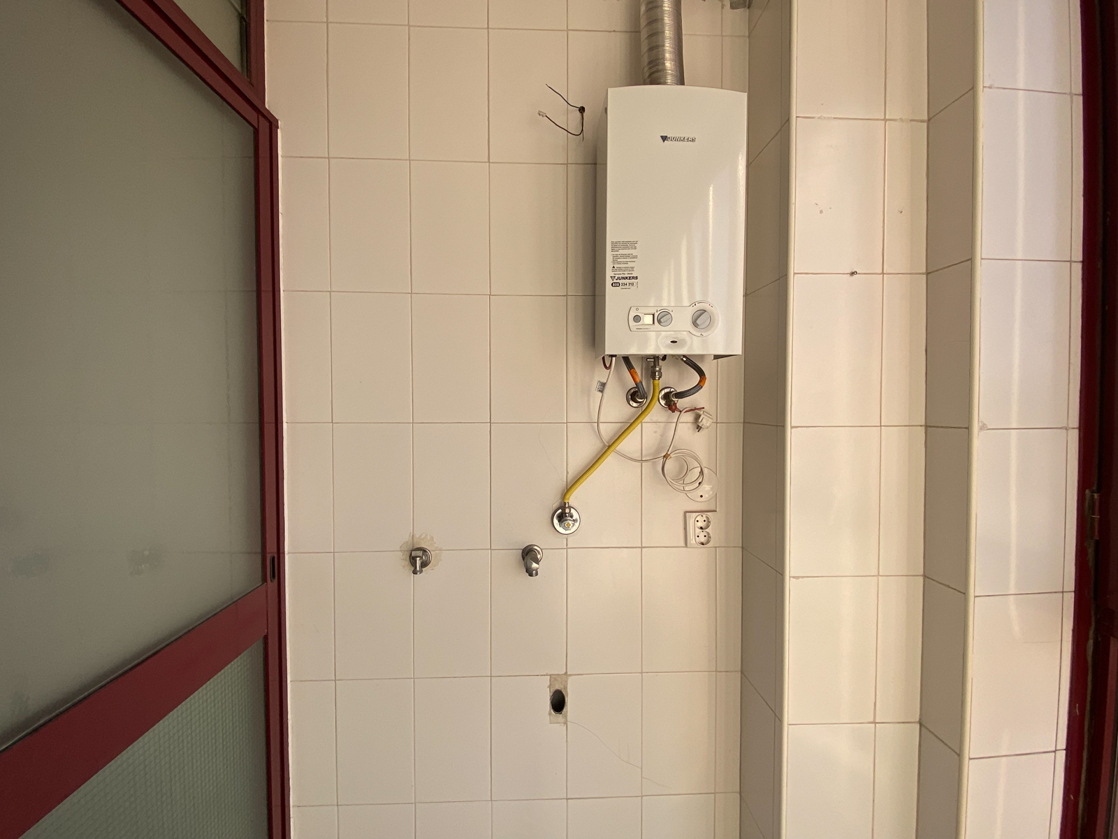 Apartamento T2 situado em Vilar do Paraíso - Image 13