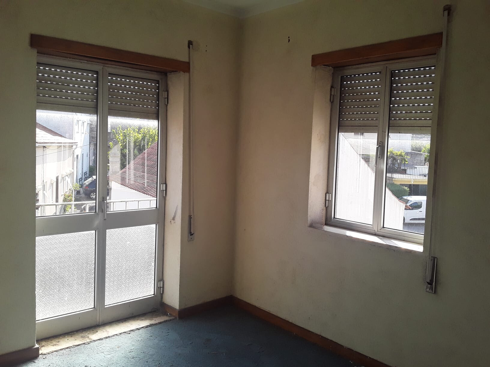 Moradia para remodelar em Nogueira do Cravo - Image 11