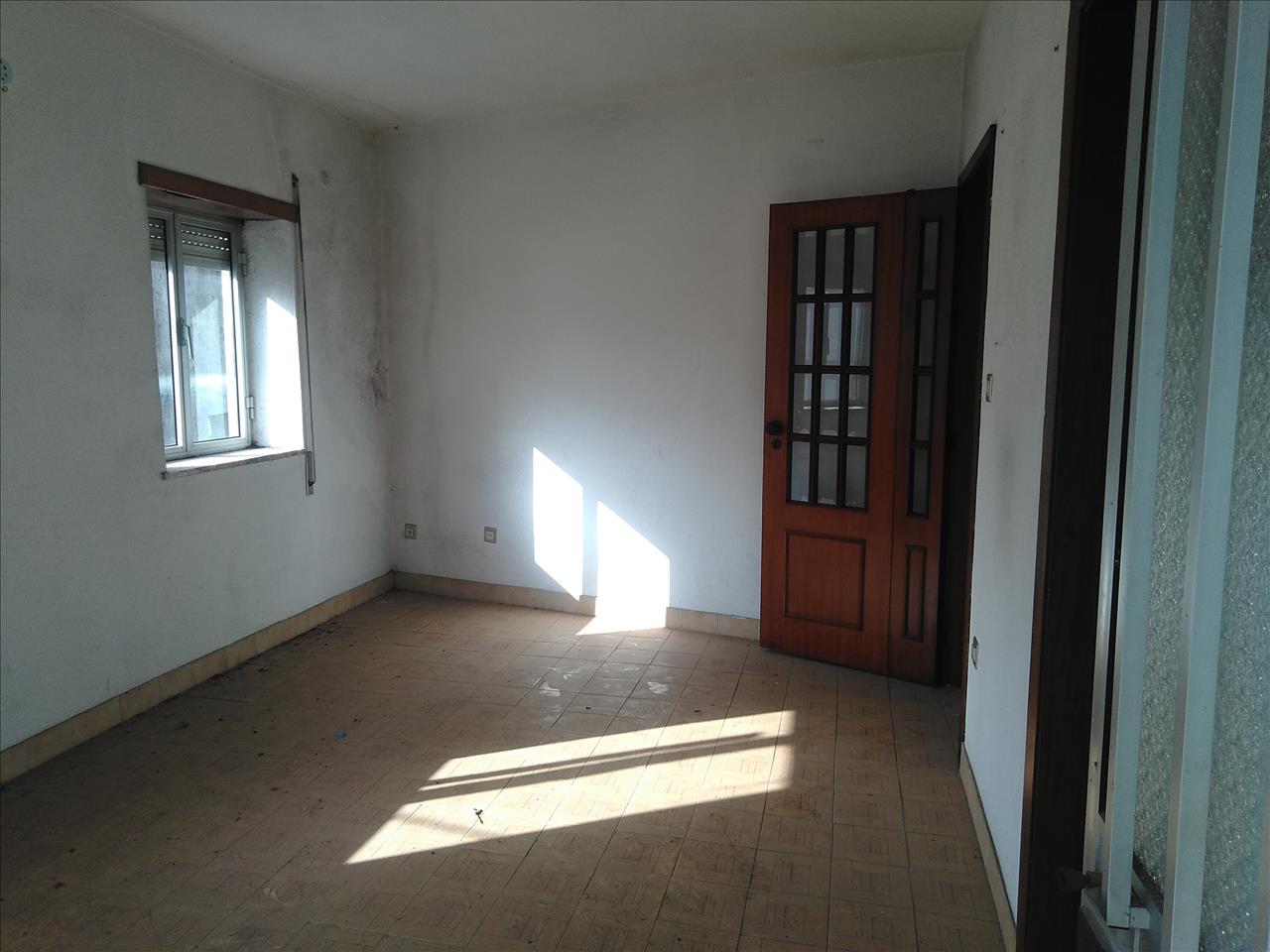 Moradia para remodelar em Nogueira do Cravo - Image 8