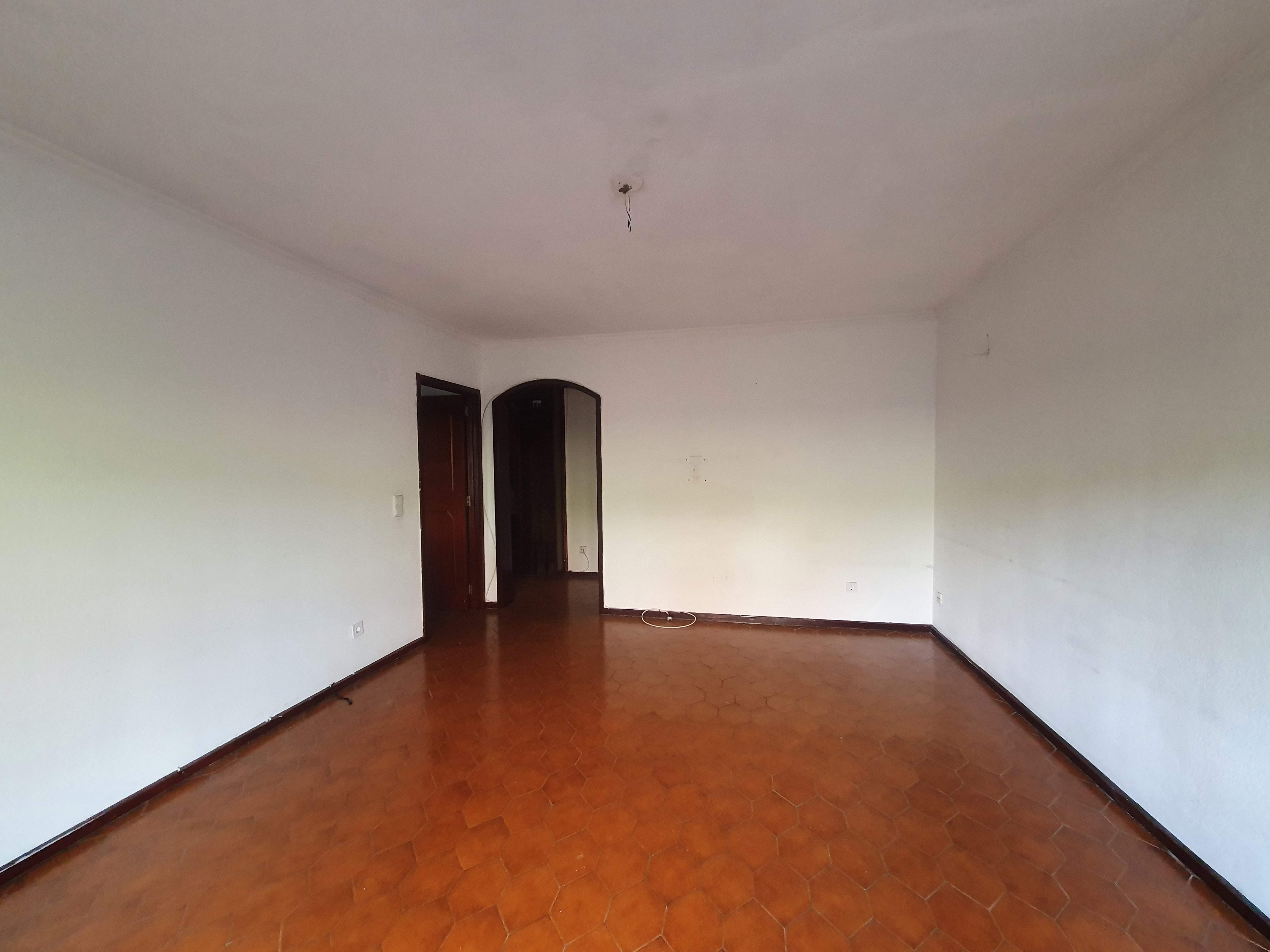 Apartamento T3 em Rio Tinto, Gondomar - Image 3