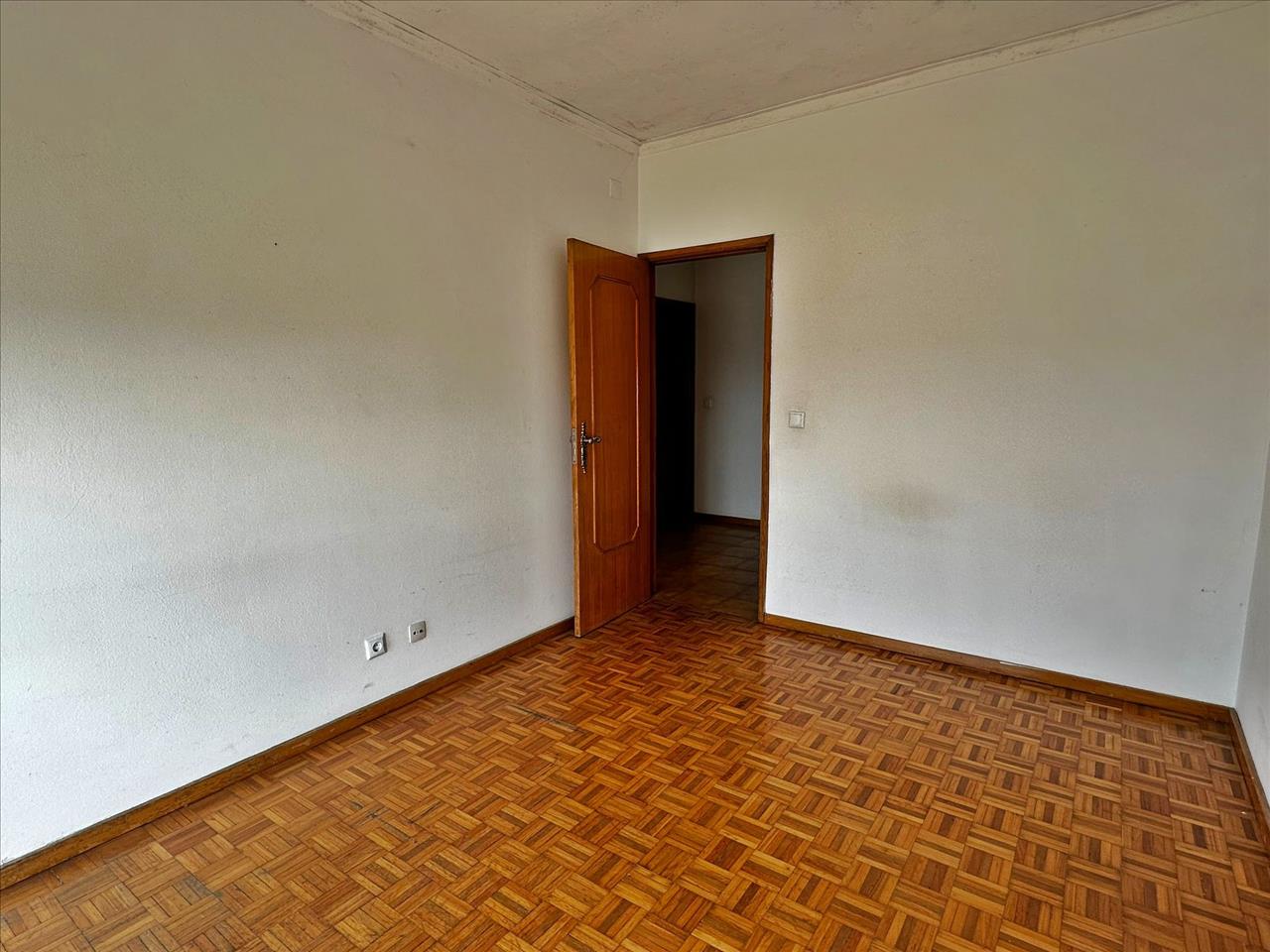 undefined - Image 11
