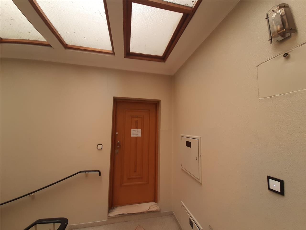 Apartamento  T3 em Rio Tinto, Gondomar  com garagem box  - Image 2