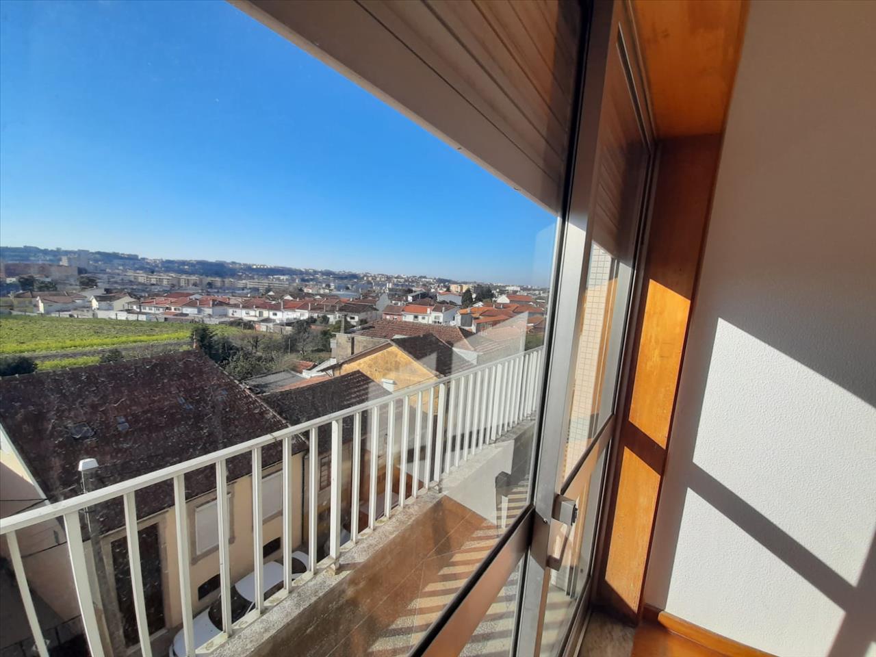 Apartamento  T3 em Rio Tinto, Gondomar  com garagem box  - Image 11