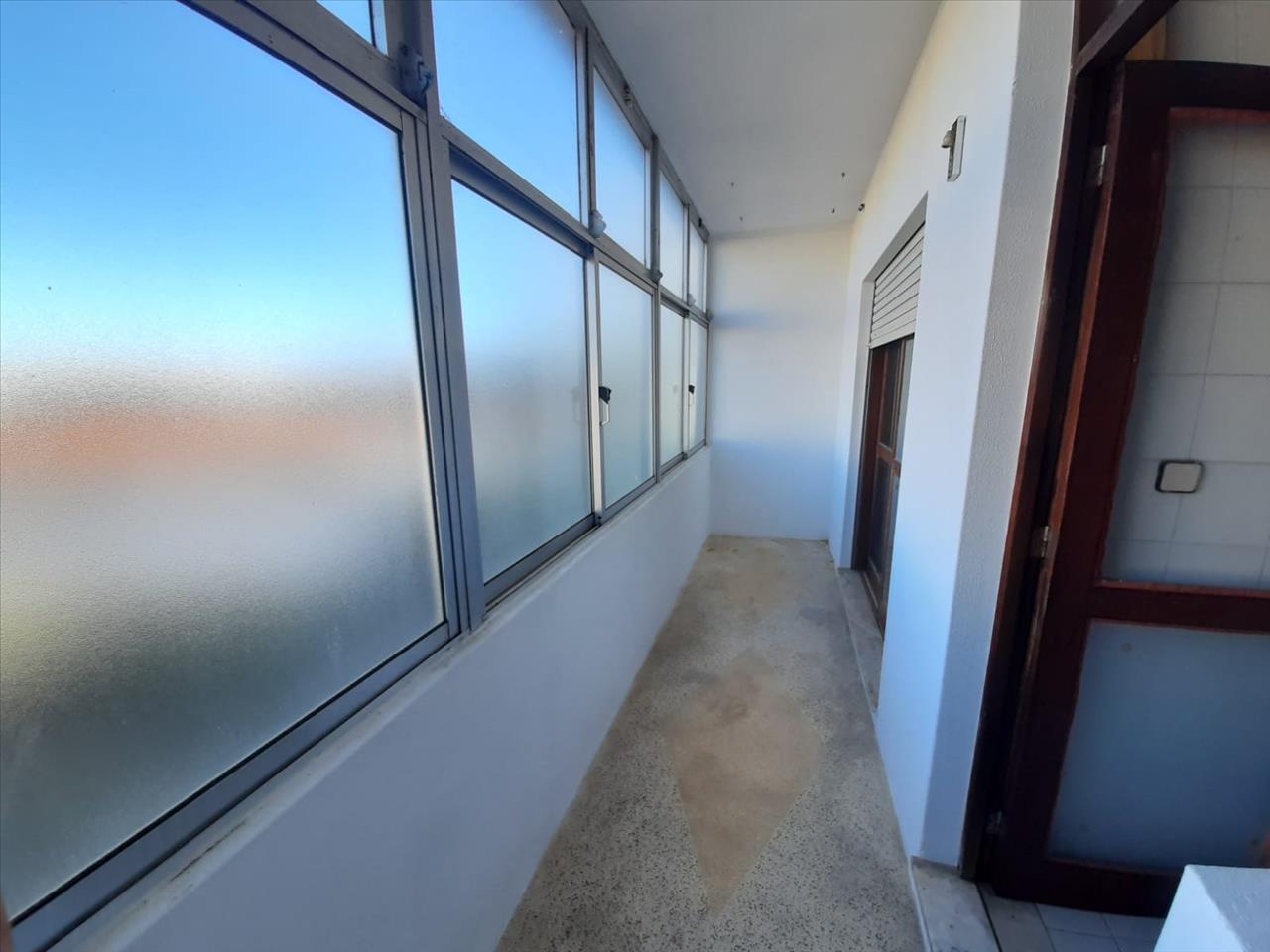 Apartamento  T3 em Rio Tinto, Gondomar  com garagem box  - Image 7