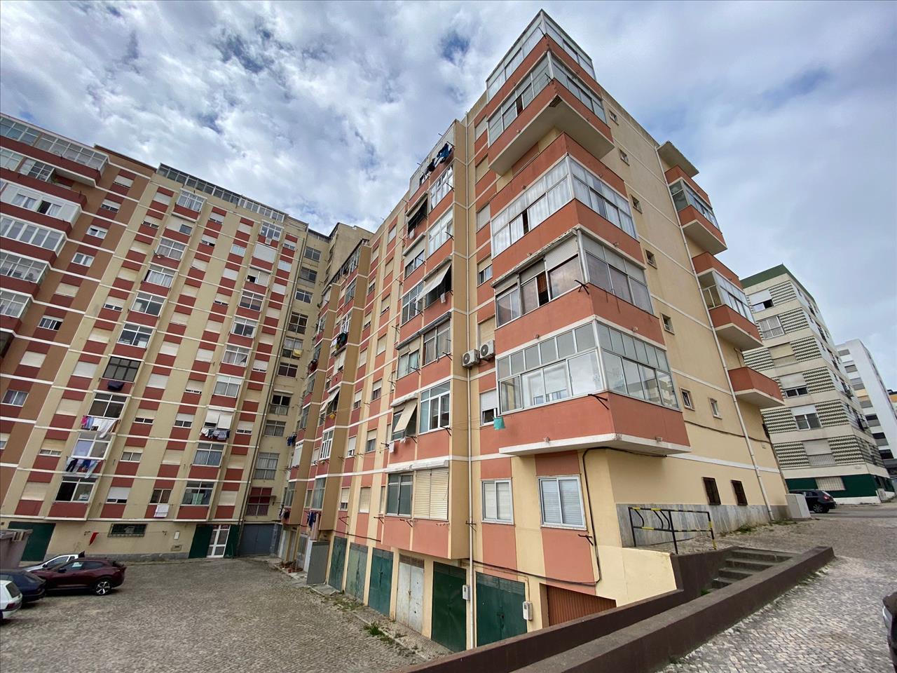 T3 no Bairro do Liceu - Brevemente disponível para visitas - Image 1