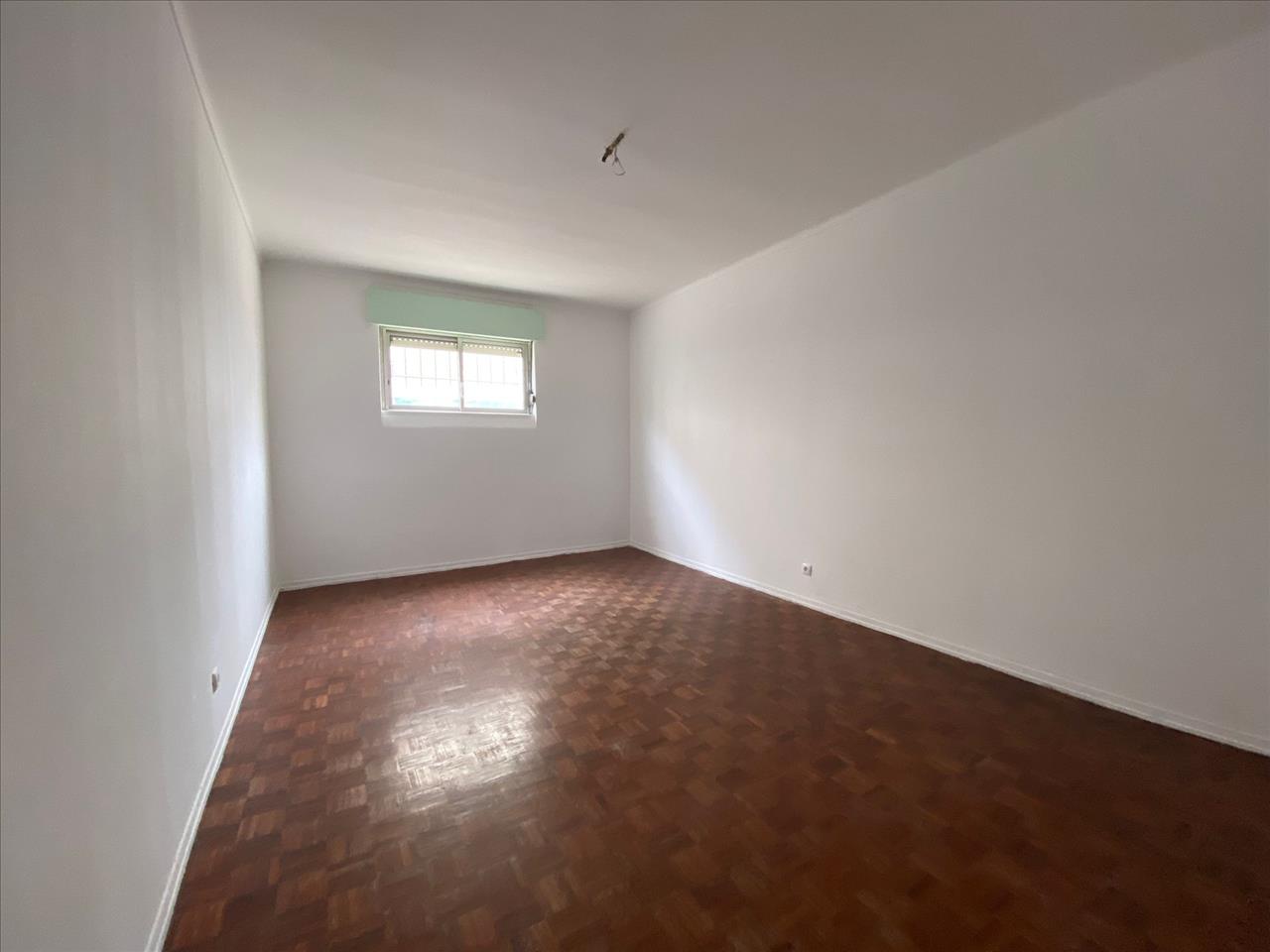 T3 no Bairro do Liceu - Brevemente disponível para visitas - Image 3