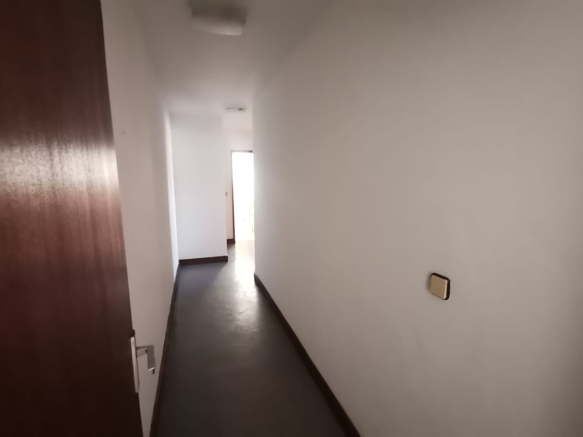 Apartamento T2 com Vista Panorâmica em Faro, Portimão - Image 8
