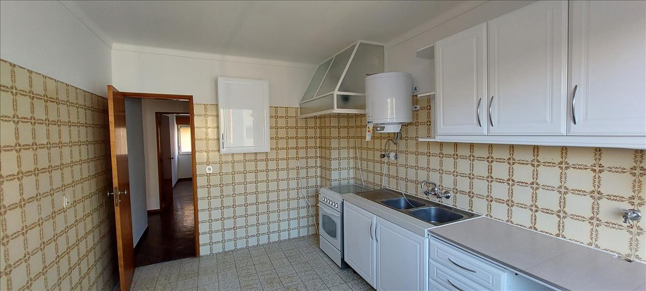 undefined - Image 6
