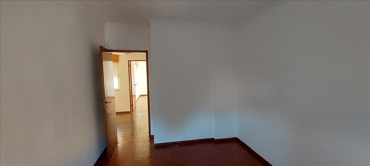 undefined - Image 9