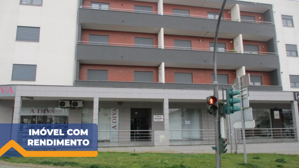 undefined - Image 1