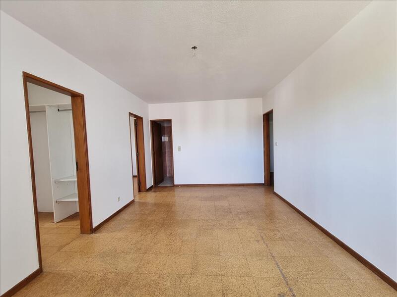 Apartamento T2 Santo António de Cavaleiros (Loures) - Image 4